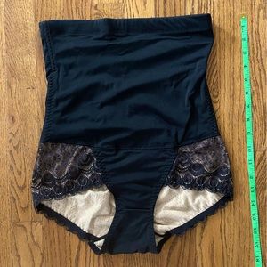 LACE Shapewear